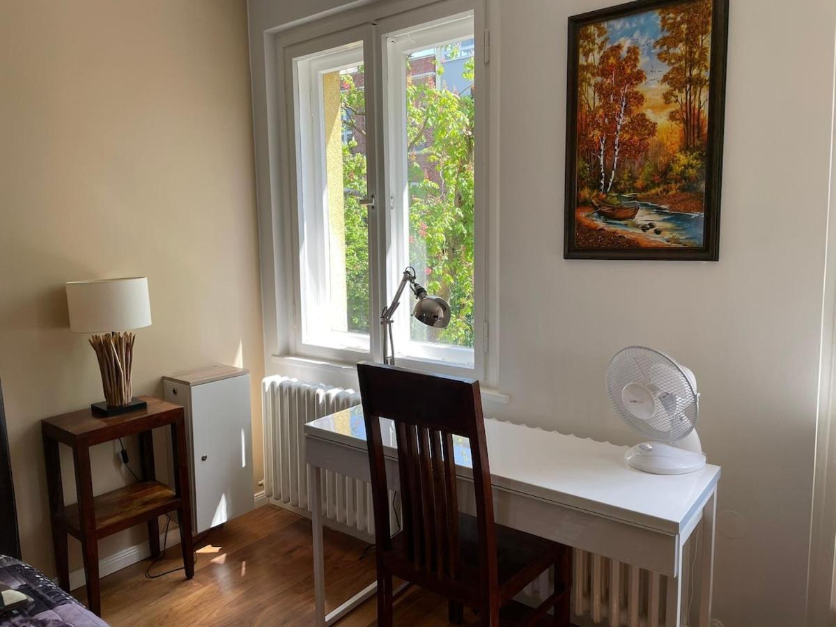Modern And Cozy In Good Location Appartement *